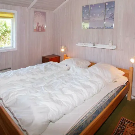 Three-bedroom Holiday In 56 בית נופש Hemmet